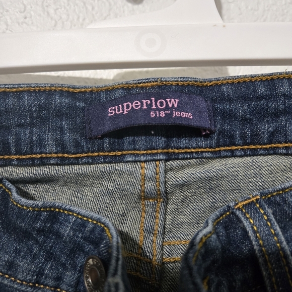 Levis 518 Superlow Bootcut Jeans size 11 Mid Rise Medium Blue Wash Western Denim - Picture 3 of 5